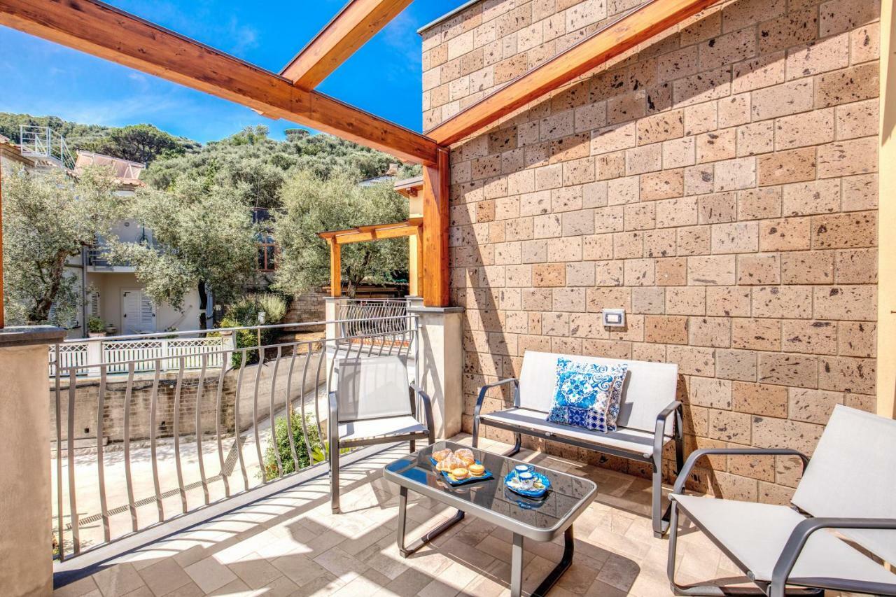 דירות סורנטו Chez Carme' מראה חיצוני תמונה